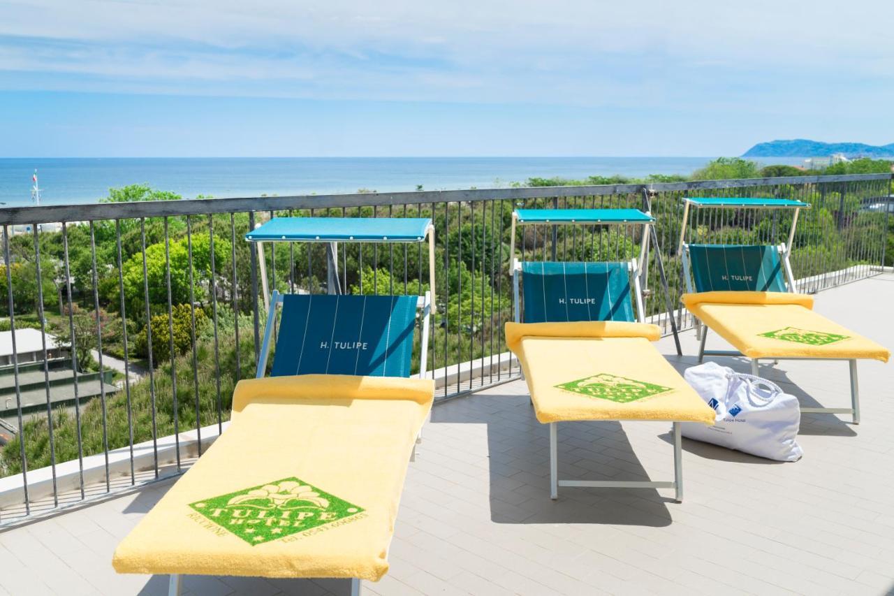 Hotel Tulipe Nazionale Riccione Luaran gambar